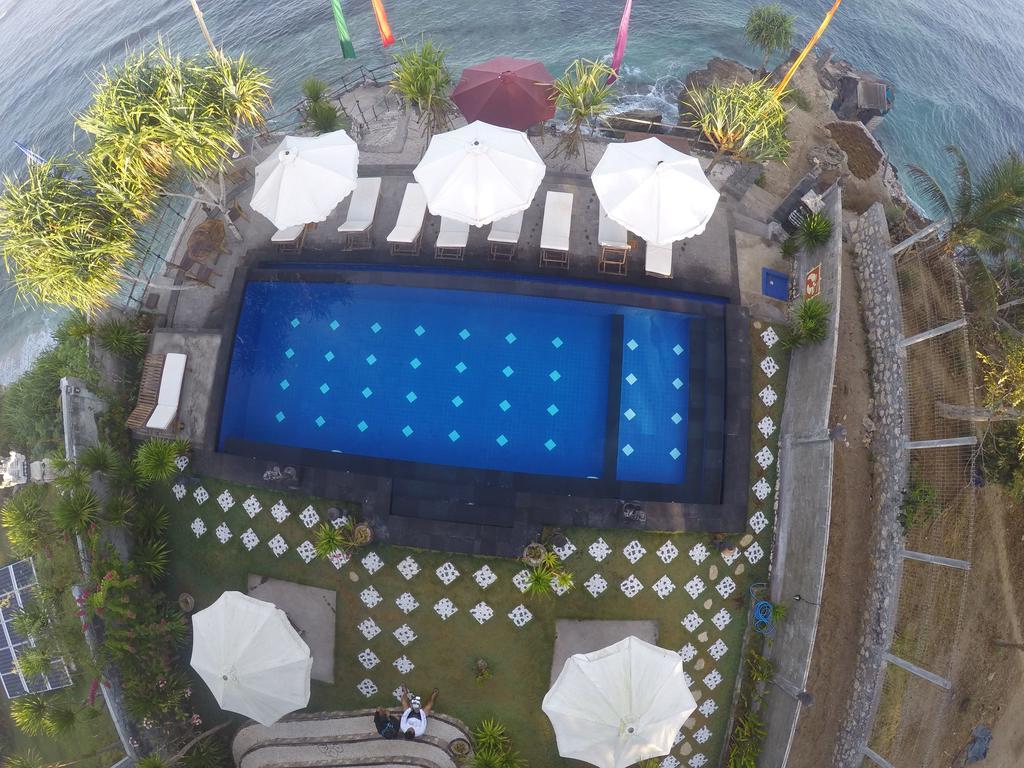 Twilight Ceningan Hotel นูซาเลมโบงัน ภายนอก รูปภาพ