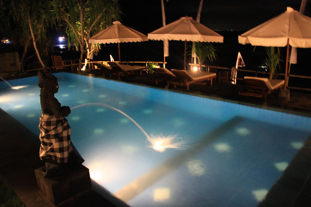 Twilight Ceningan Hotel นูซาเลมโบงัน ภายนอก รูปภาพ