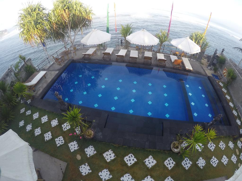 Twilight Ceningan Hotel นูซาเลมโบงัน ภายนอก รูปภาพ